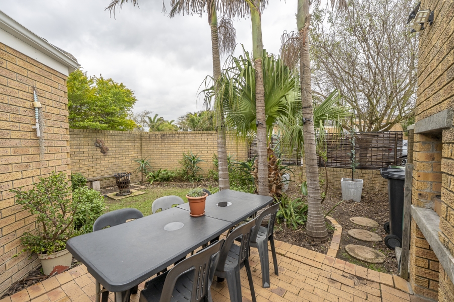 To Let 2 Bedroom Property for Rent in Sonstraal Heights Western Cape